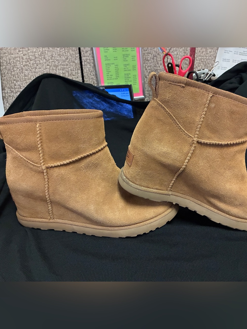 Nearly New Ugg Shorty Wedge Boot